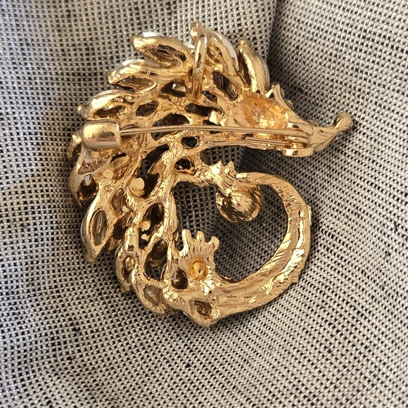 Hedgehog Brooch 1-3/4" Pin Crystal Glass Rhinestone Brown Lavendar Gold Tone - Picture 3 of 3